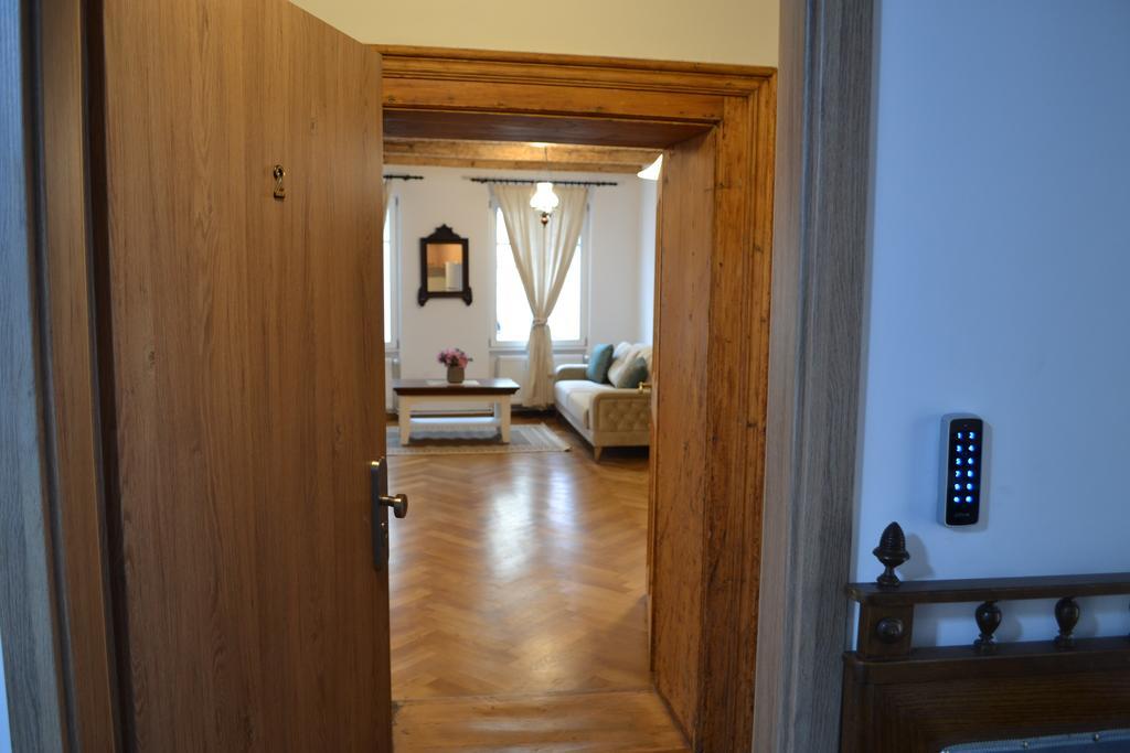 מלון בראשוב Casa Fanarilor מראה חיצוני תמונה
