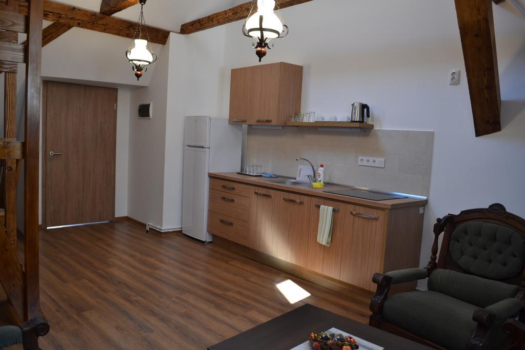 מלון בראשוב Casa Fanarilor מראה חיצוני תמונה